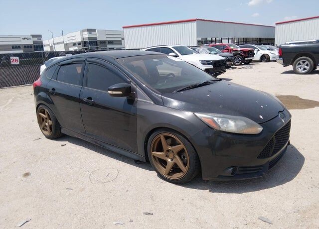 2014 FORD Focus