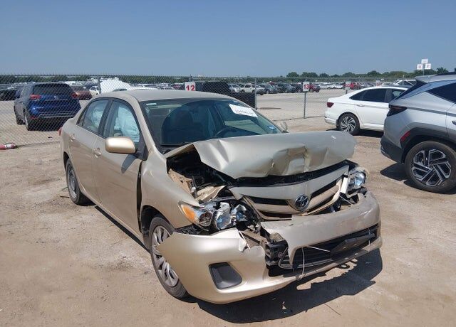 2012 TOYOTA Corolla