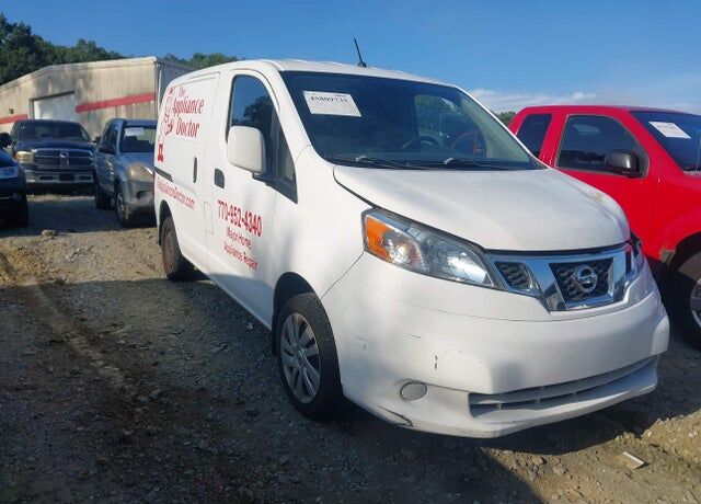2017 NISSAN NV200