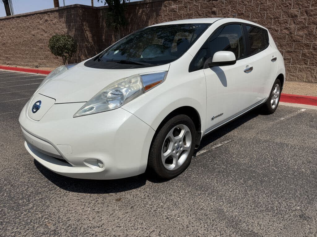 2013 NISSAN Leaf