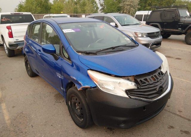 2015 NISSAN Versa