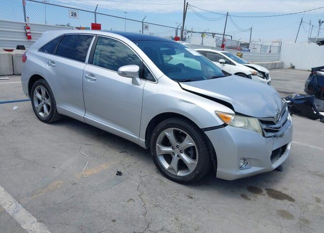 2013 TOYOTA Venza