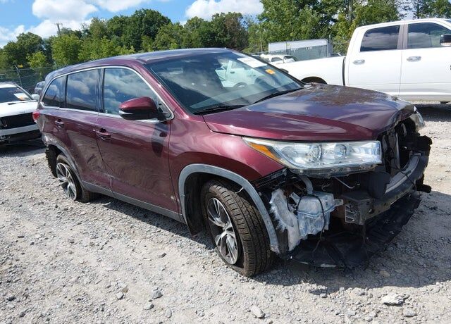 2019 TOYOTA Highlander