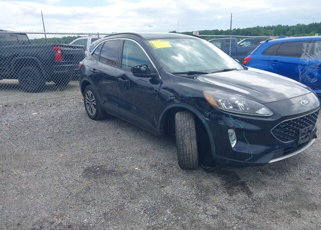 2021 FORD Escape