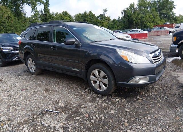 2012 SUBARU Outback