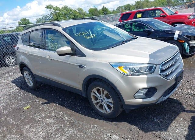 2017 FORD Escape