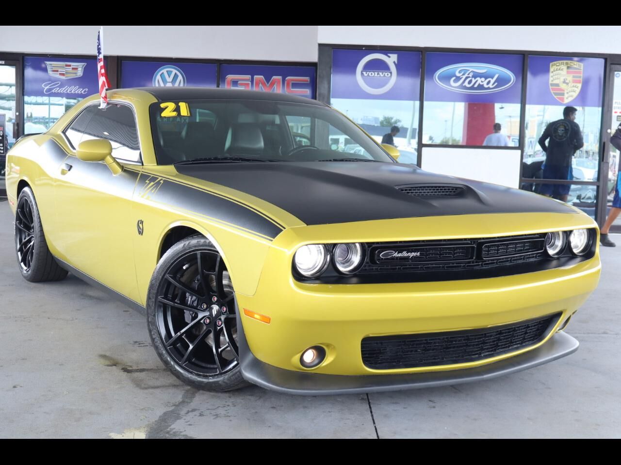 2021 DODGE Challenger