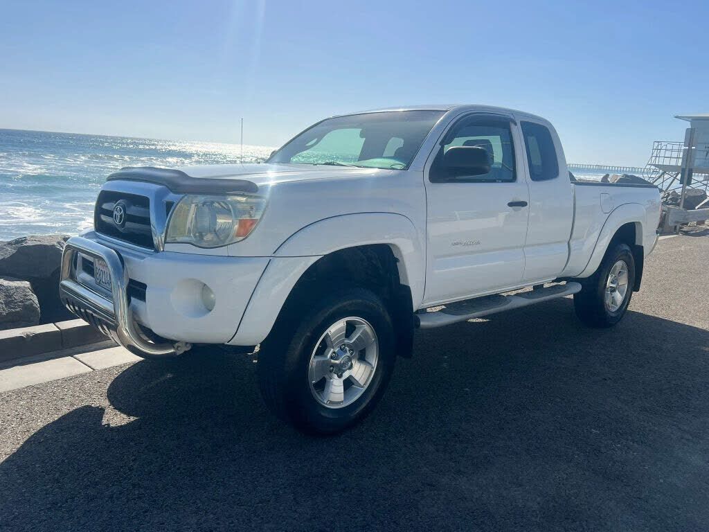 2005 TOYOTA Tacoma