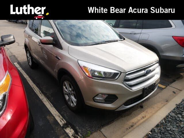 2017 FORD Escape