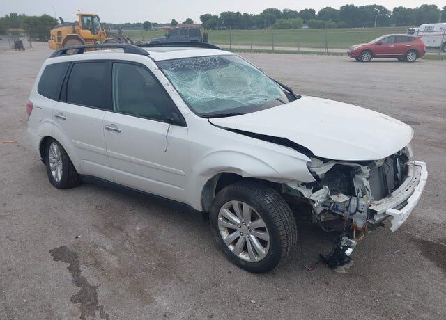 2012 SUBARU Forester