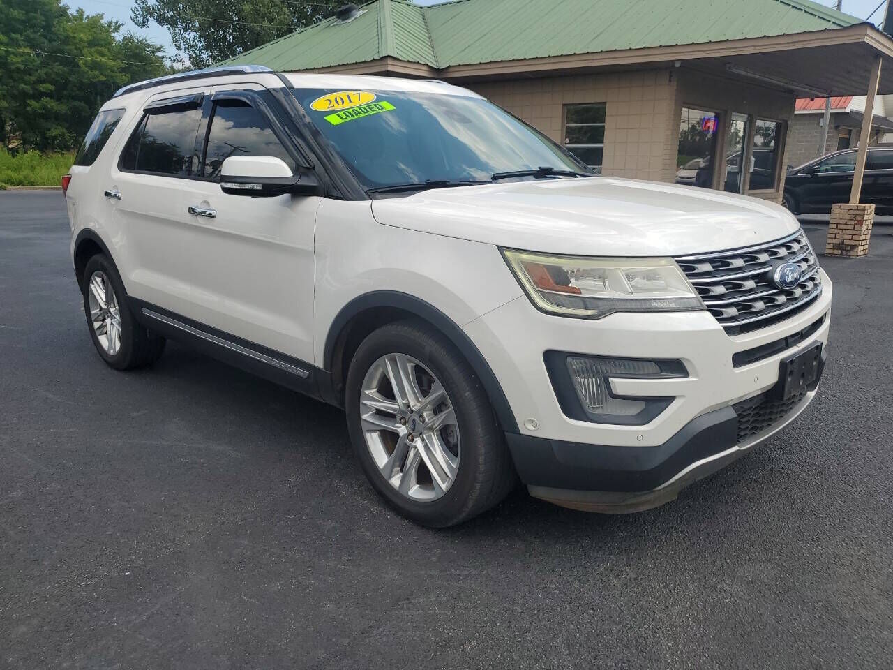 2017 FORD Explorer