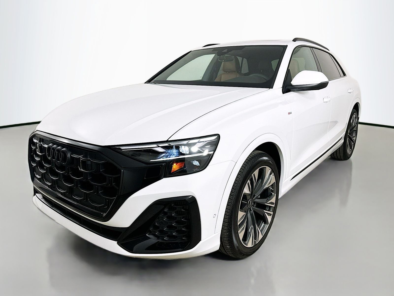 2026 AUDI Q8