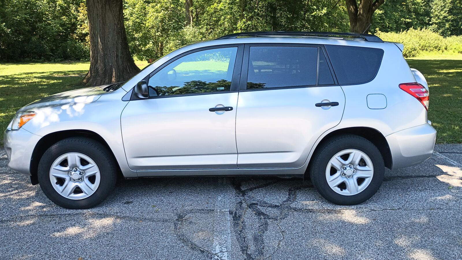 2011 TOYOTA RAV4
