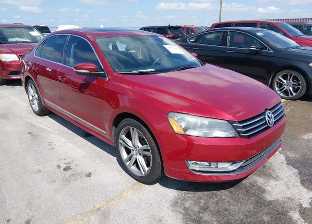 2015 VOLKSWAGEN Passat