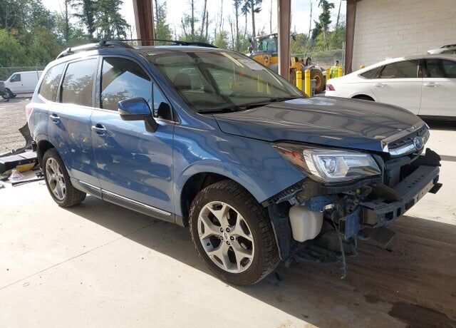 2018 SUBARU Forester