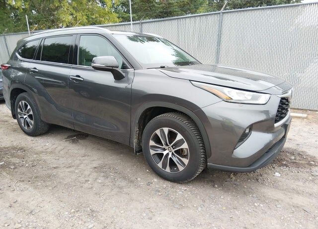 2020 TOYOTA Highlander