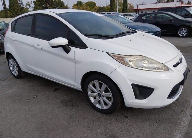 2012 FORD Fiesta