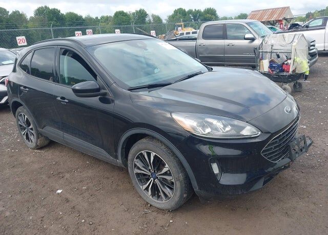 2022 FORD Escape