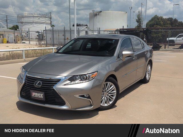 2016 LEXUS ES
