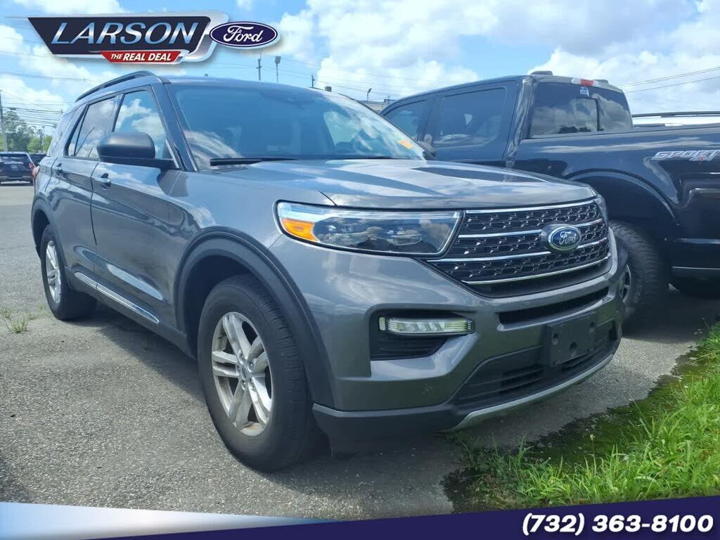 2021 FORD Explorer