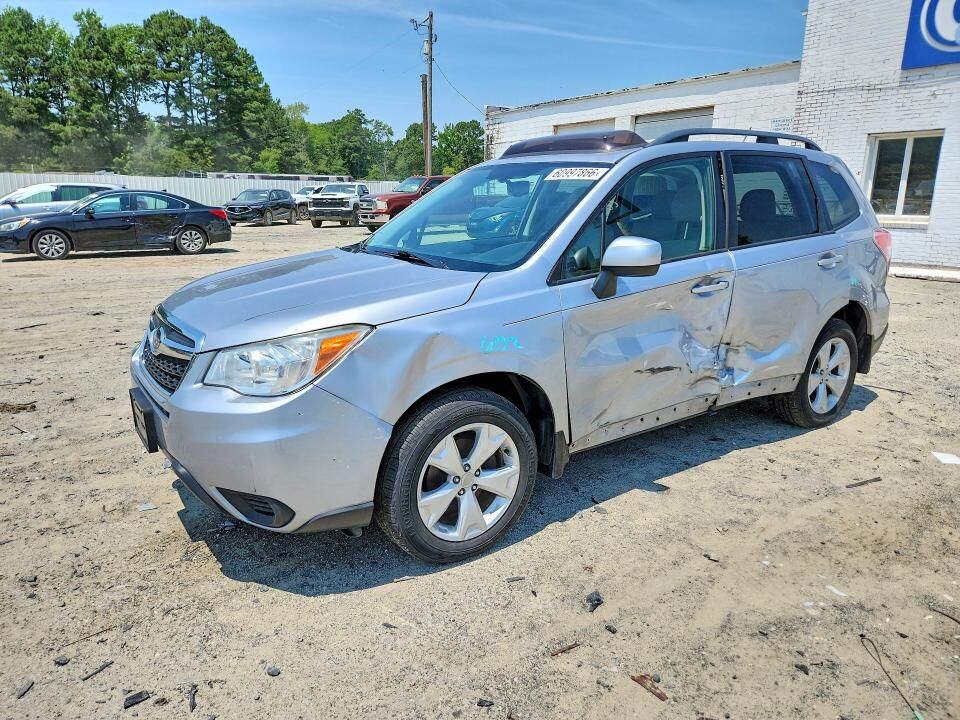 2015 SUBARU Forester