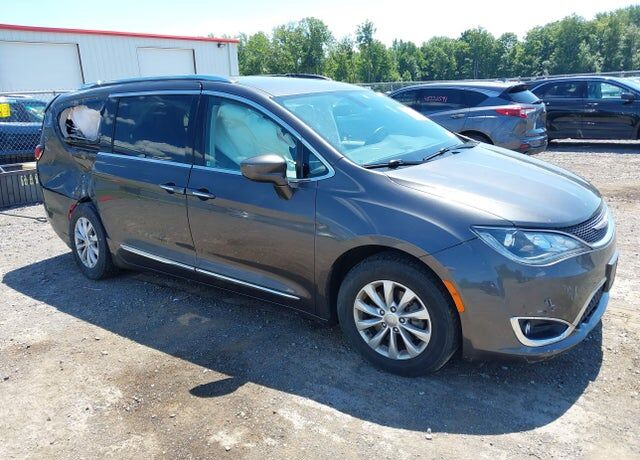 2018 CHRYSLER Pacifica