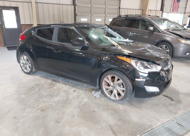 2017 HYUNDAI Veloster