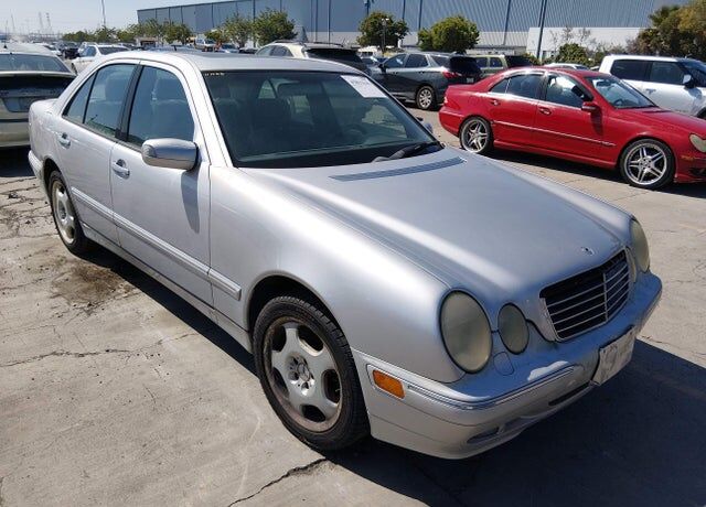 2002 MERCEDES-BENZ E-Class