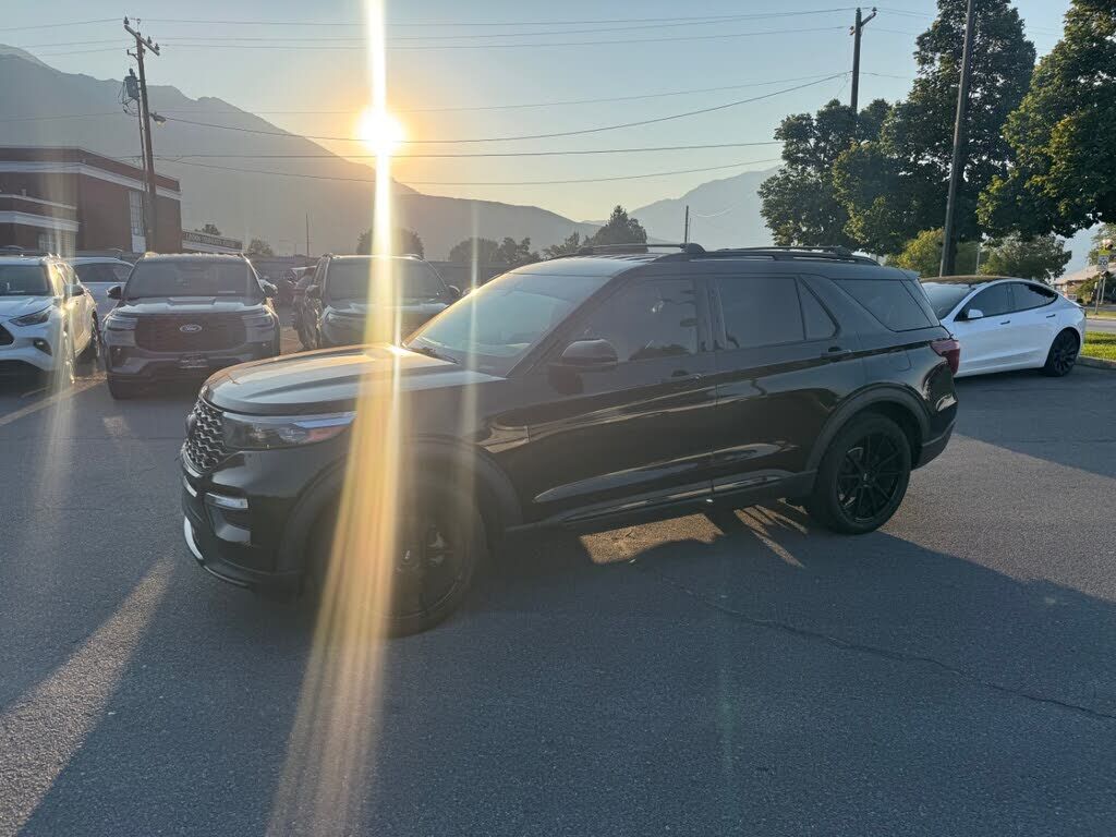 2020 FORD Explorer