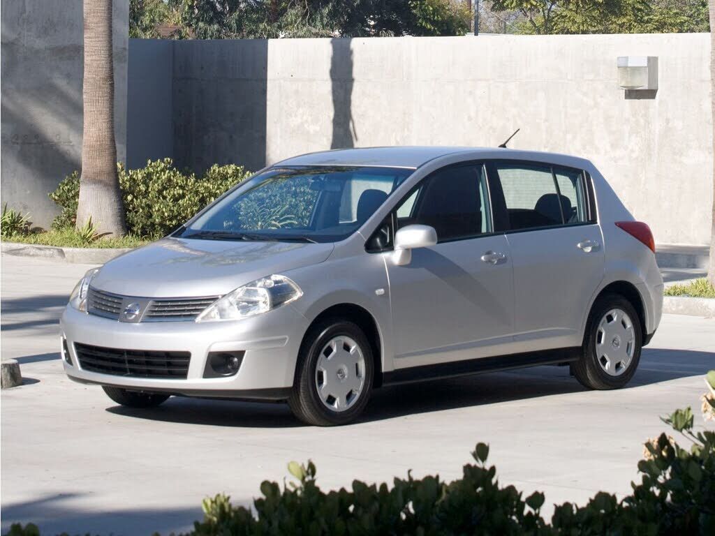 2009 NISSAN Versa