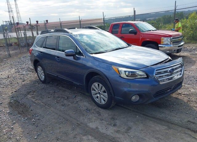 2016 SUBARU Outback