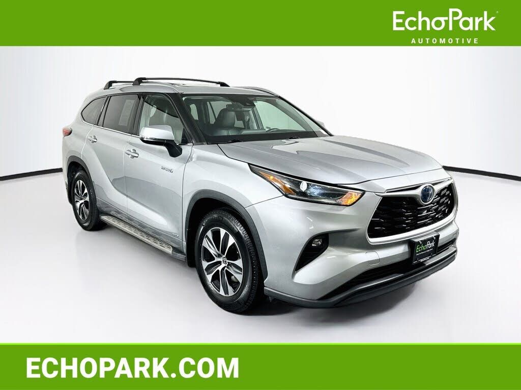 2021 TOYOTA Highlander