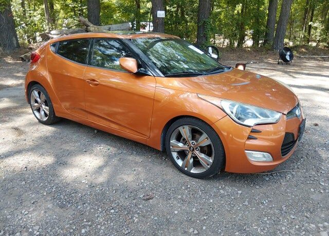 2012 HYUNDAI Veloster