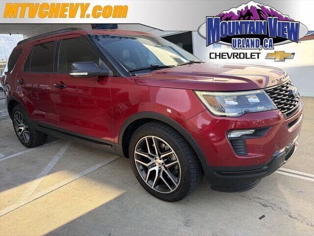 2018 FORD Explorer