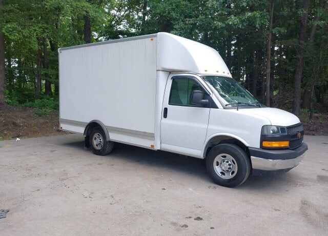 2024 CHEVROLET Express