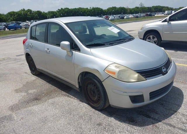 2009 NISSAN Versa