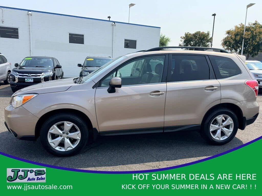 2016 SUBARU Forester