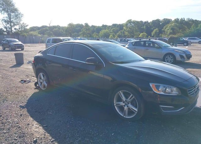 2016 VOLVO S60