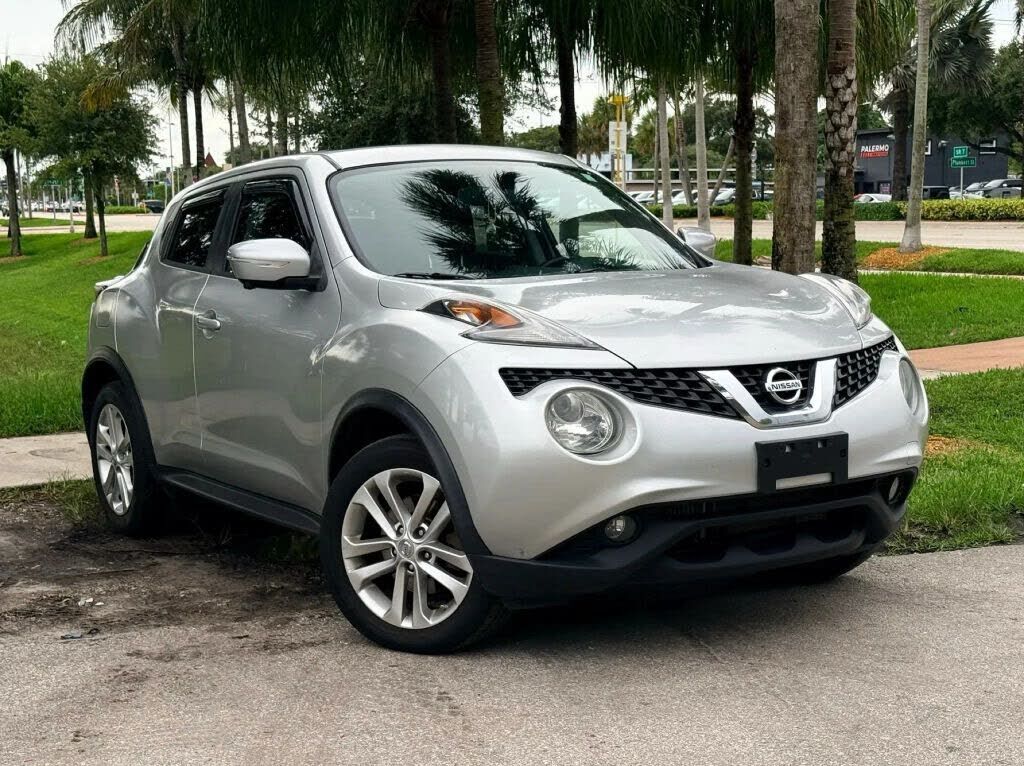 2015 NISSAN Juke