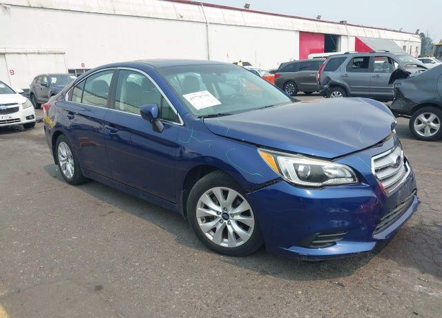 2016 SUBARU Legacy