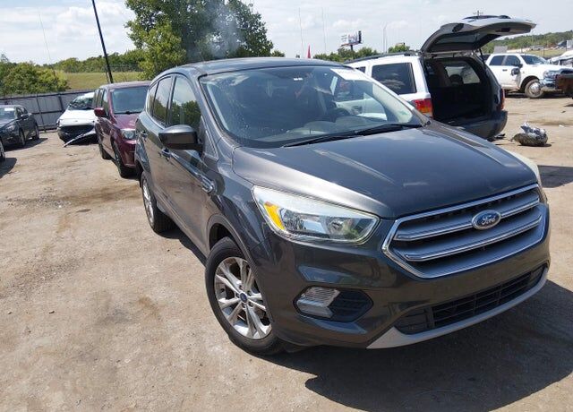 2017 FORD Escape