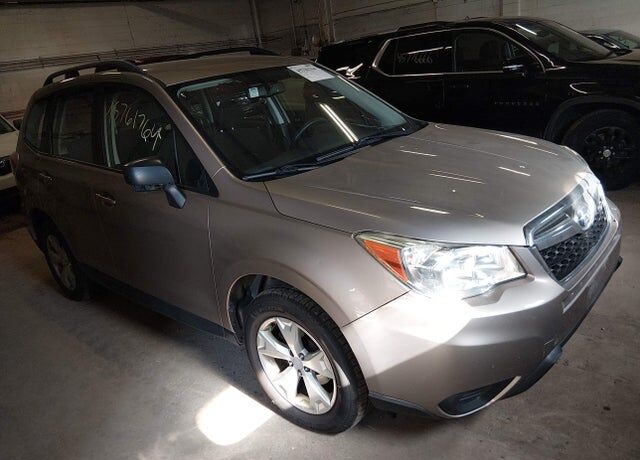 2015 SUBARU Forester