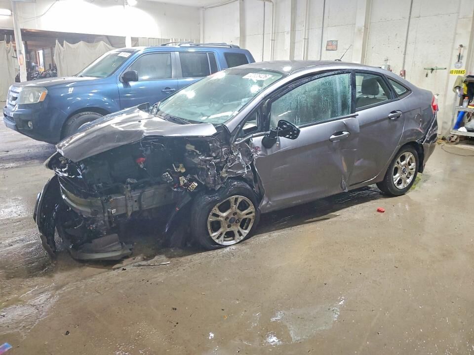 2014 FORD Fiesta