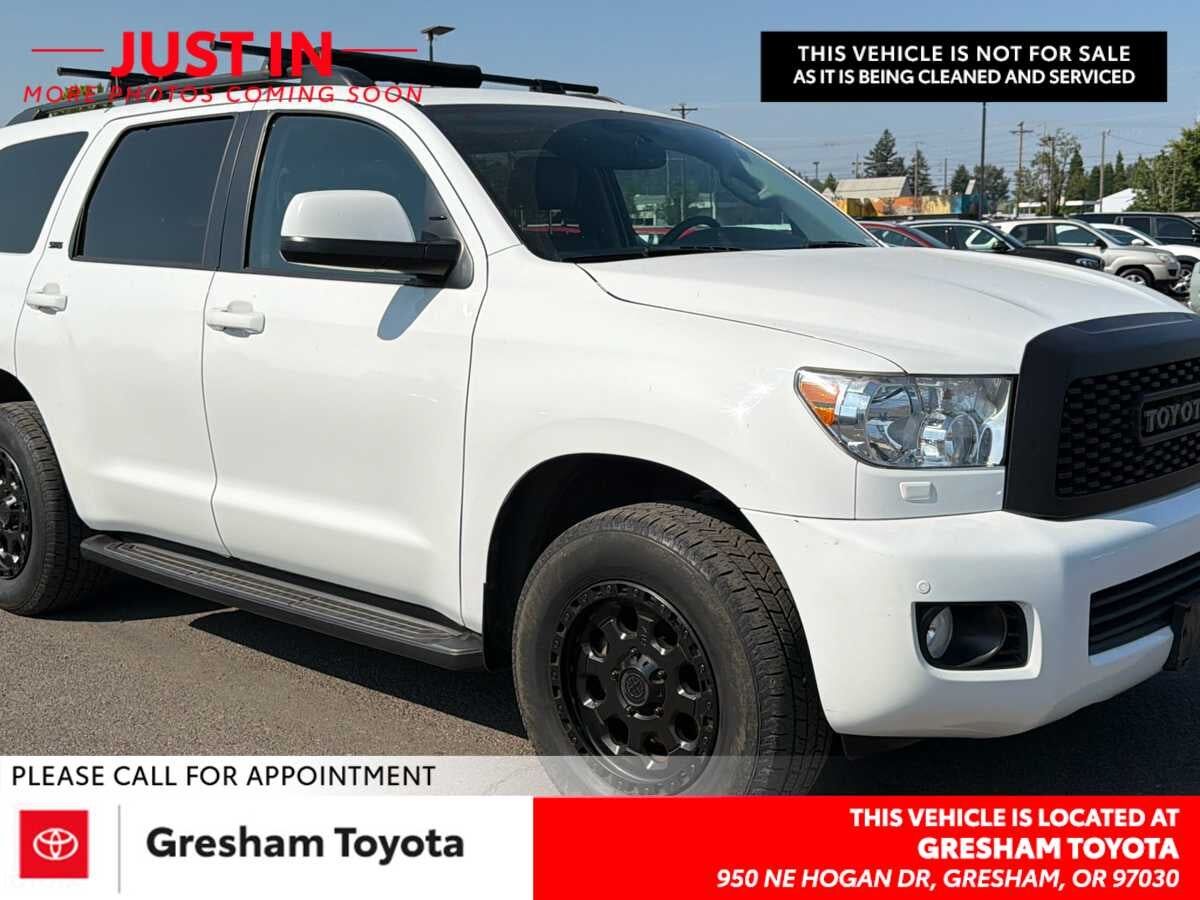 2017 TOYOTA Sequoia