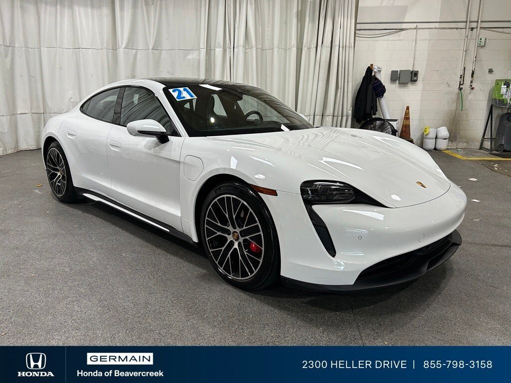 2021 PORSCHE Taycan