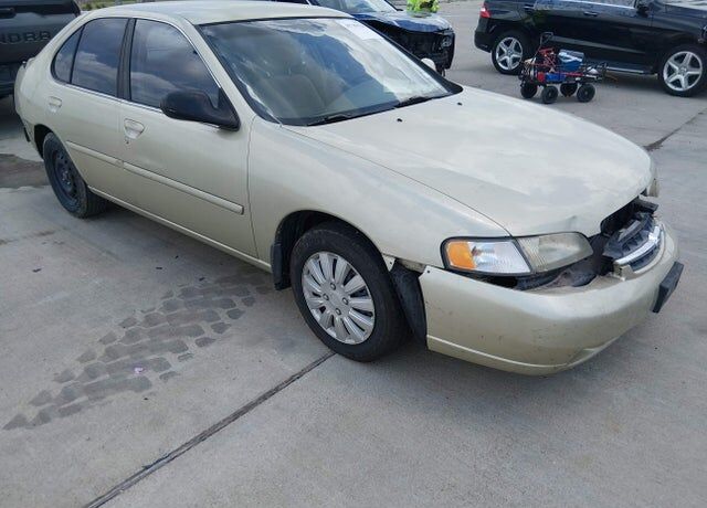1999 NISSAN Altima