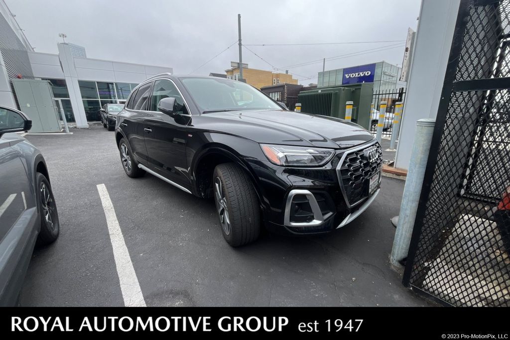 2024 AUDI Q5