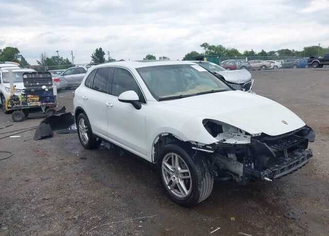 2012 PORSCHE Cayenne