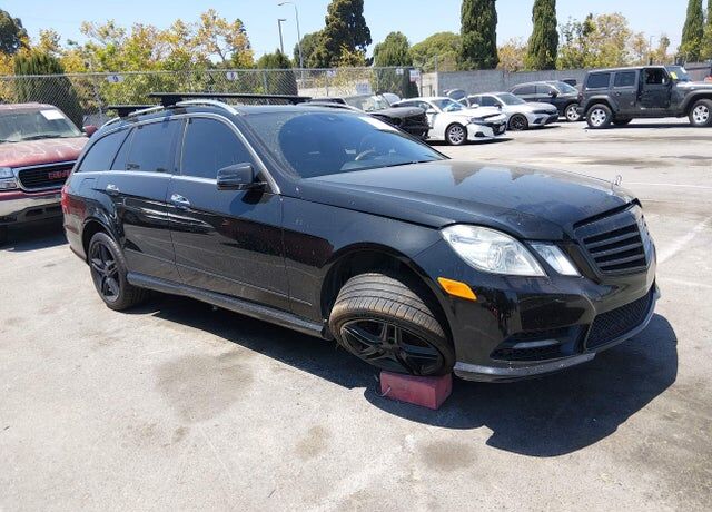 2012 MERCEDES-BENZ E-Class