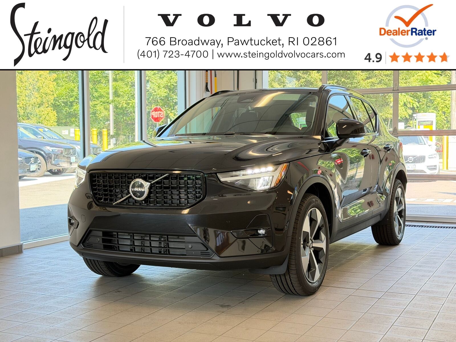 2026 VOLVO XC40
